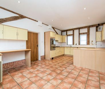 4 bedroom house to rent - Photo 2