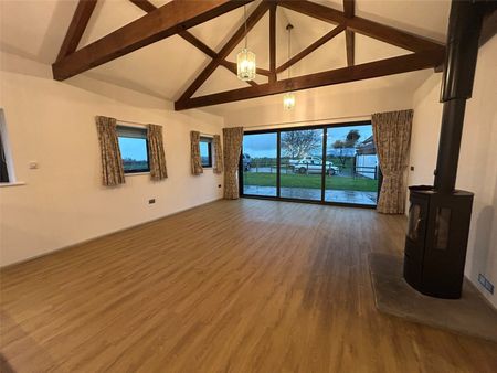 Law Lane, Drayton, Langport, Somerset, TA10 - Photo 3