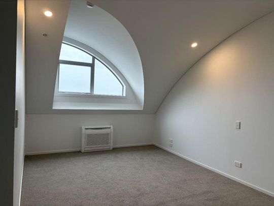 Apartment living at its best - Photo 1