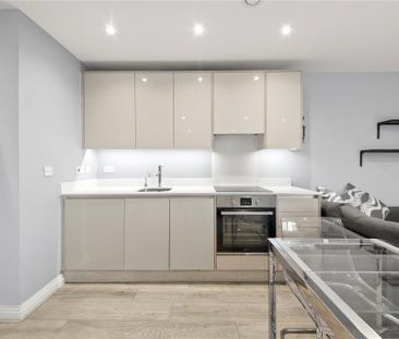 Studio to rent - Photo 6