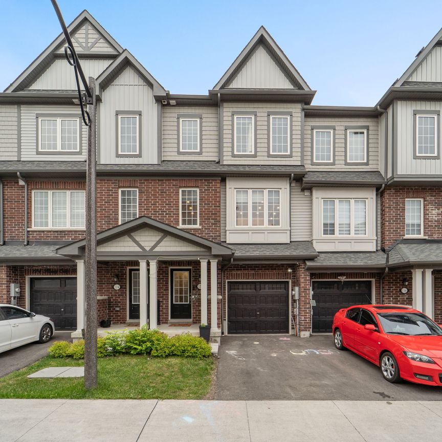 For Lease - 120 Honey Crisp Lane, Clarington, Ontario - Photo 1
