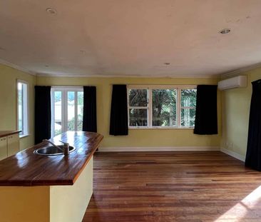 Wainuiomata 3 Bedrooms - Photo 2