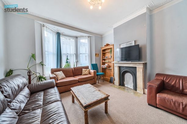 5 bedroom terraced house to rent - Photo 1