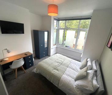 1 bedroom in a house share to rent - Photo 1