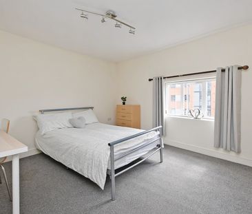 8 Bed Flat, London Road, S2 - Photo 6