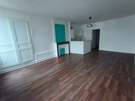 Location Appartement Clermont-Ferrand - Photo 2