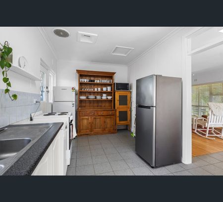 37 Brunato Road, Blewitt Springs, SA 5171 - Photo 2