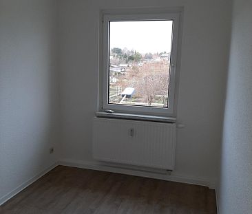 Renovierte 3 Zimmer in der 2 Etage erwarten Sie :) - Foto 5