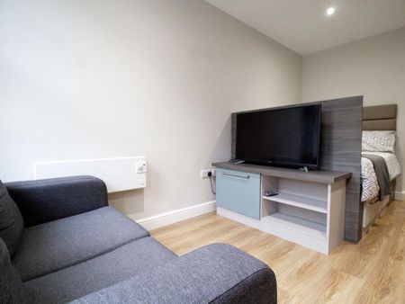 Studio to rent - Photo 2