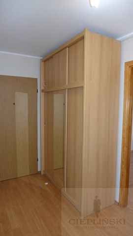 4 pokoje na wynajem - Zdjęcie 3