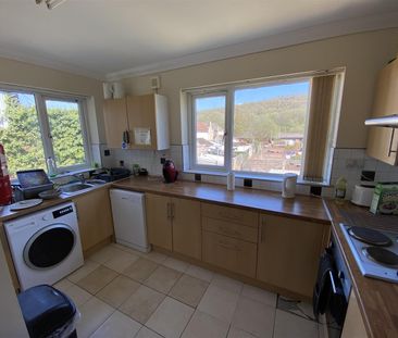 Room For Rent Broadway, Treforest - Photo 4
