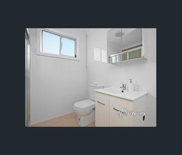 Spacious & Beautiful Granny Flat - Photo 4
