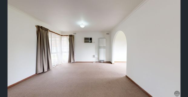 Family-Friendly Living Close to Schools, Shops & Parks - Photo 1