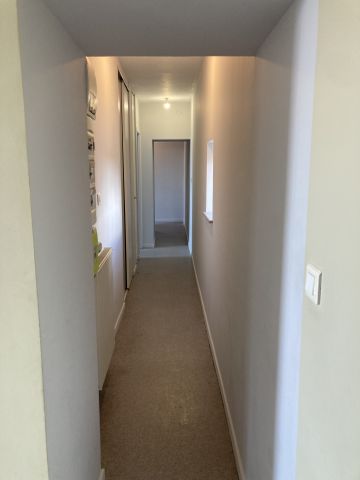 ROANNE - T4 - 85M² - Photo 4