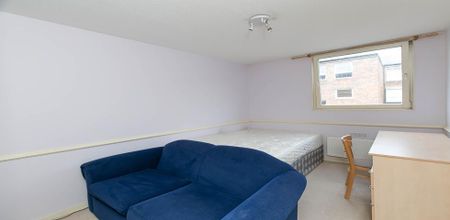 3/4 double bedroom flat located within mins to regents park and marylebone tube - Photo 4
