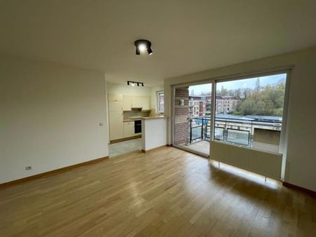 Appartement te huur - Photo 2