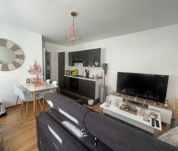 Location Appartement 2 pièces 31m² - Photo 1