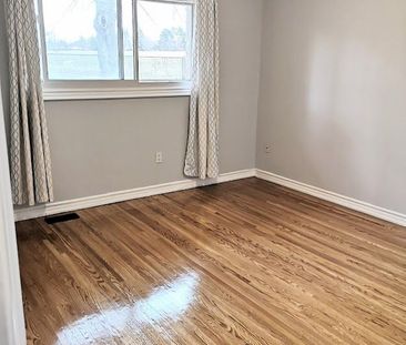 For Lease - 36 McNicoll Avenue Unit# Main Fl, Toronto, Ontario - Photo 4