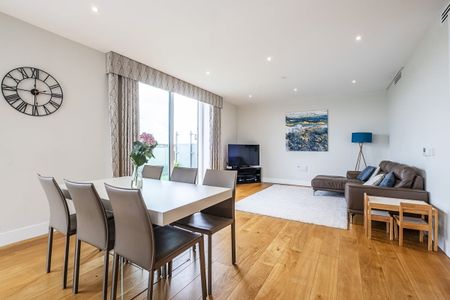 3 bedroom apartment to rent - Photo 2