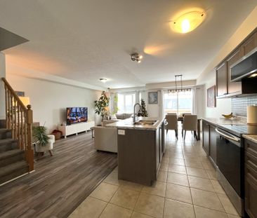 For Lease - 25 Allcroft Court, Hamilton, Ontario - Photo 1