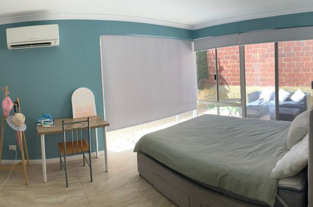 Scarborough - Photo 1