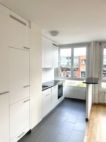 Proche Aéroport et organisations internationales - Photo 5