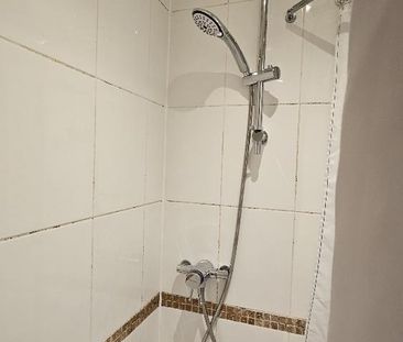 2 bedroom semi-detached house to rent - Photo 6