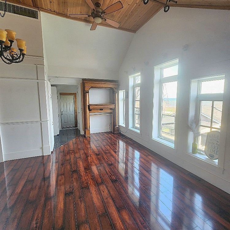 For Lease - 645 Beach Boulevard, Hamilton, Ontario - Photo 1