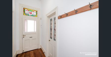 Character-Filled Fremantle Living with Unmatched Views - Photo 3