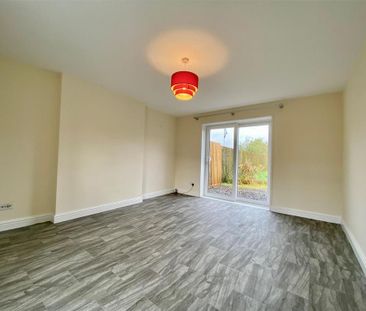 3 bedroom terraced house to rent - Photo 6