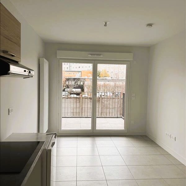 2 pièces - 32,87 m² - 1er étage - Colocation non autorisée - Photo 1