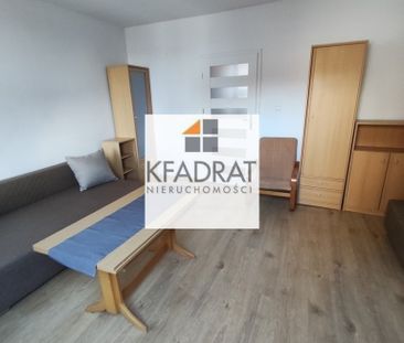 Podzamcze 2-pok. mieszkanie z niezależną kuchnią - Zdjęcie 1