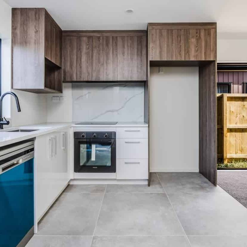 Brand New 3-Bedroom Townhouse – Stylish, Spacious & Superbly Located! - Photo 1