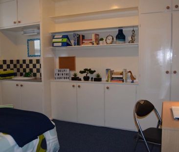 1 bedroom in a house share to rent - Photo 6