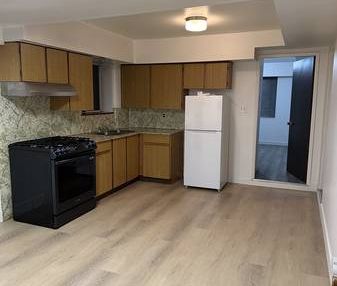 For Rent: $2,000/Month – Bright & Spacious 1 Bedroom + Den - Photo 2