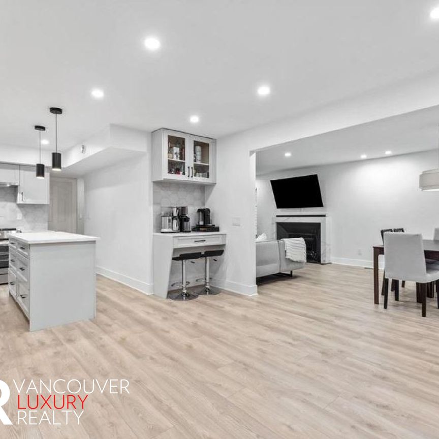 House in Richmond, British Columbia - Photo 1