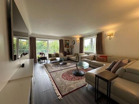 3 bedroom flat to rent - Photo 2