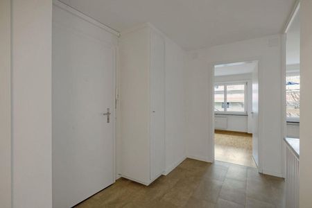 Family-friendly apartment after renovation of the building - Photo 4