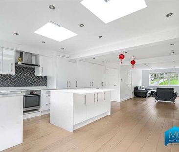 Moorlands Avenue, Mill Hill, London, NW7 - Photo 3