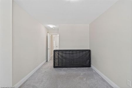 For Lease - 34 Sportsman Hill Street, Kitchener, Ontario - Photo 3