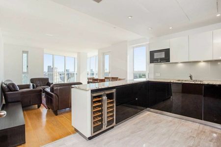 Westferry Circus, Canary Wharf, E14 - Photo 5