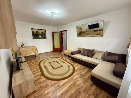 Apartament 3 camere, 75 mp, zona 1 Mai - Photo 2