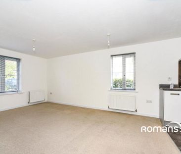 2 bedroom flat to rent - Photo 2