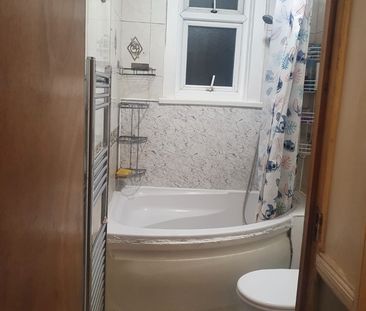 Room in a Shared House, Colville Road, E11 - Photo 6