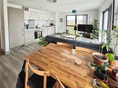 Paintworks, - Photo 2