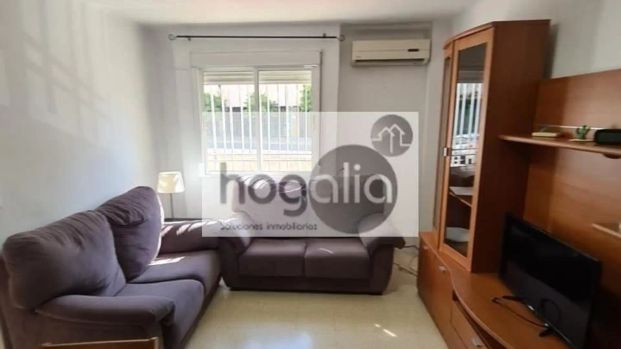 Planta baja de alquiler en El Plantinar – Avda. La Paz - El Juncal - Foto 1