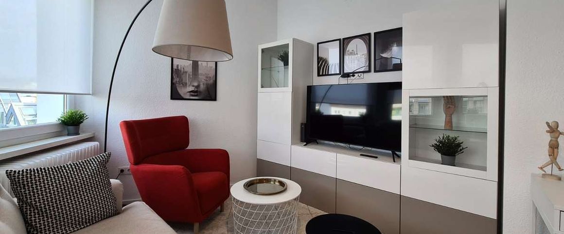 KL- Innenstadt - Voll möblierte Wohnung mit Tiefgaragenstellplatz - Foto 1