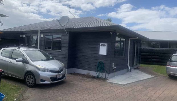 Refurbished Home in Quiet Cul-De-Sac - Photo 1