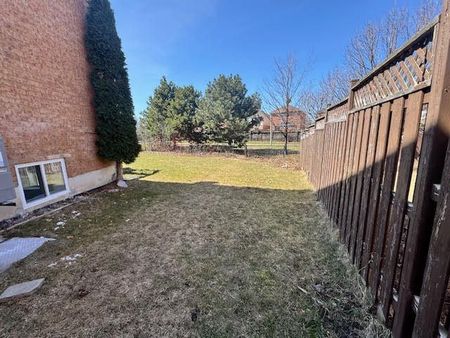 For Lease - 28 Tianalee Crescent Unit# Basement, Brampton, Ontario - Photo 2