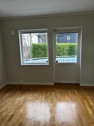 Reinholds väg, Ingarö - Photo 1